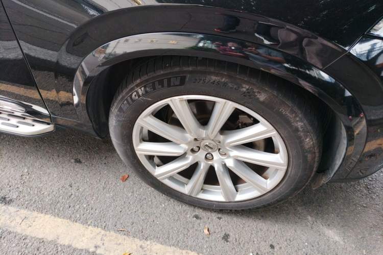 Used Volvo XC90 2018 T6 Zhiya Edition 7-seater Right Front Wheel Hub