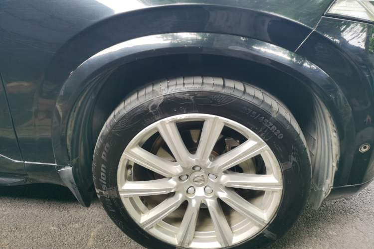 Used Volvo XC90 2018 T6 Prestige 7-Seater Right Front Wheel Hub