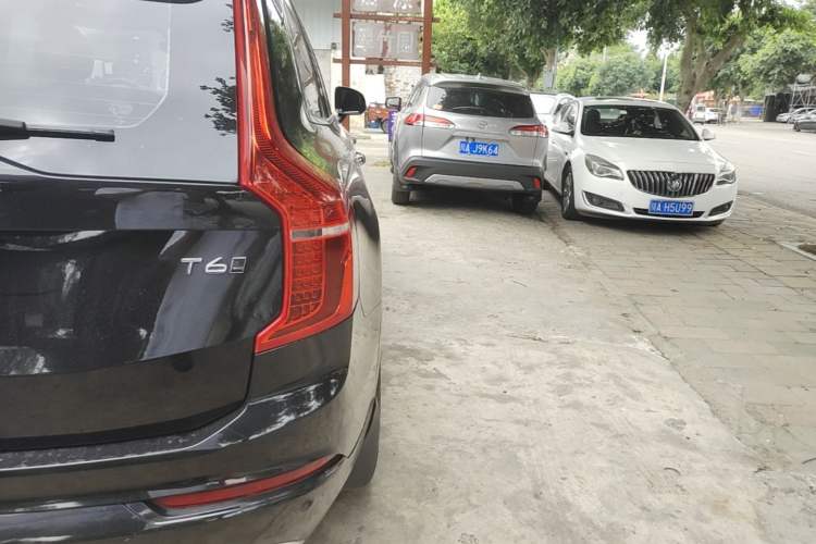Used Volvo XC90 2018 T6 Zhiyi Edition 7-Seater Right Rear Taillight