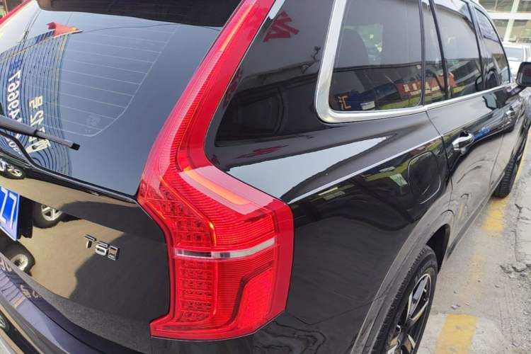Used Volvo XC90 2018 T5 Zhiyi Edition 5-seater Right Rear Taillight