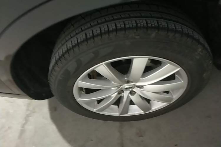 Used Volvo XC90 2018 T6 Zhiyi Edition 7-Seater Right Rear Wheel Hub