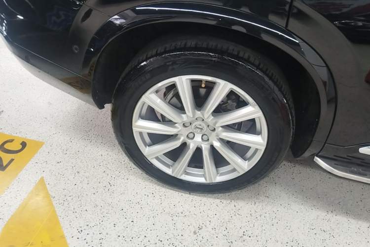 Used Volvo XC90 2018 T6 Zhiya Edition 7-seater Right Rear Wheel Hub