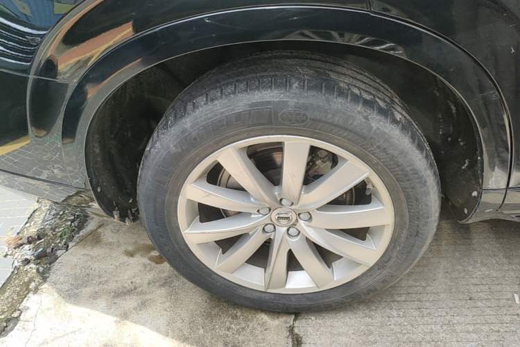 Used Volvo XC90 2018 T6 Zhiyi Edition 5-seater Right Rear Wheel Hub