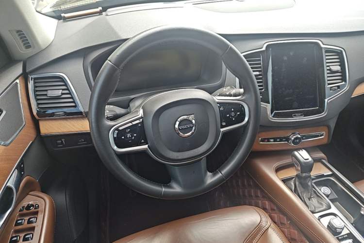 Used Volvo XC90 2018 T6 Zhiya Edition 7-seater Steering Wheel