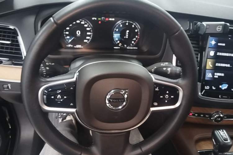 Used Volvo XC90 2018 T6 Zhiya Edition 7-seater Steering Wheel
