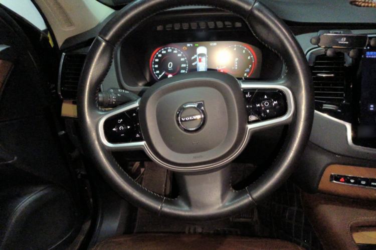 Used Volvo XC90 2018 T6 Zhiya Edition 7-seater Steering Wheel