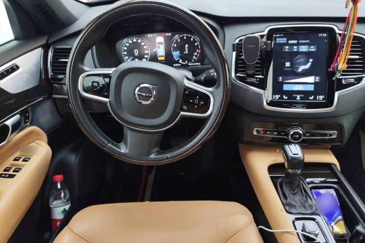 Used Volvo XC90 2018 T6 Zhiyi Edition 7-Seater Steering Wheel