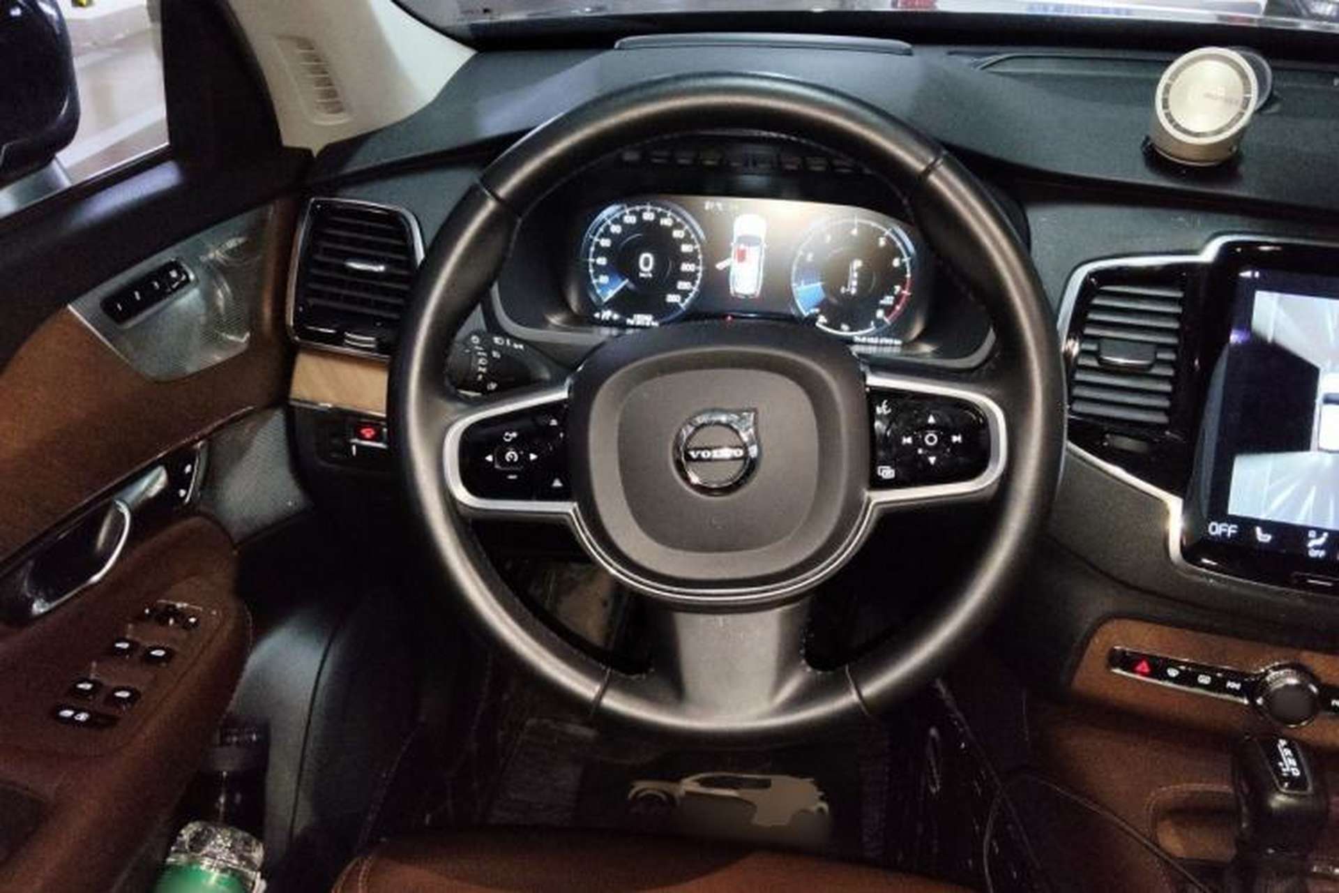 Used Volvo XC90 2018 T6 Zhiya Edition 7-seater Steering Wheel