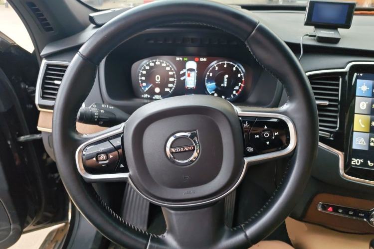 Used Volvo XC90 2018 T6 Zhiya Edition 7-seater Steering Wheel
