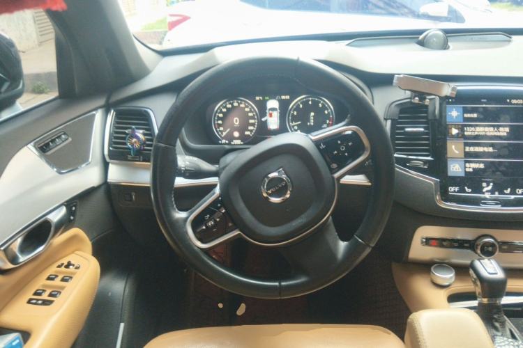 Used Volvo XC90 2018 T6 Zhiyi Edition 5-seater Steering Wheel