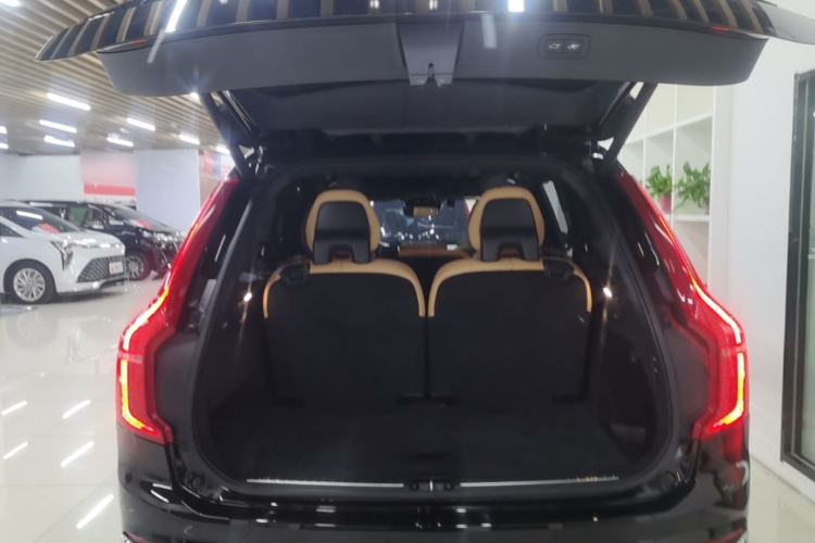 Used Volvo XC90 2018 T6 Zhiya Edition 7-seater Trunk