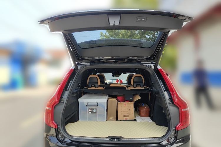 Used Volvo XC90 2018 T6 Zhiya Edition 7-seater Trunk