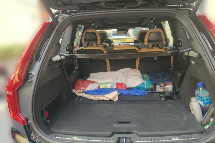 Used Volvo XC90 2018 T6 Zhiyi Edition 7-Seater Trunk