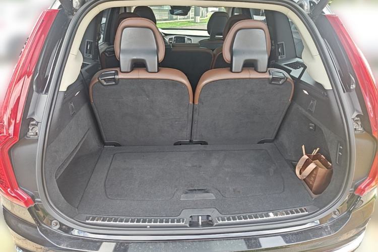 Used Volvo XC90 2018 T6 Zhiya Edition 7-seater Trunk