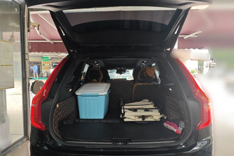 Used Volvo XC90 2018 T6 Zhiya Edition 7-seater Trunk