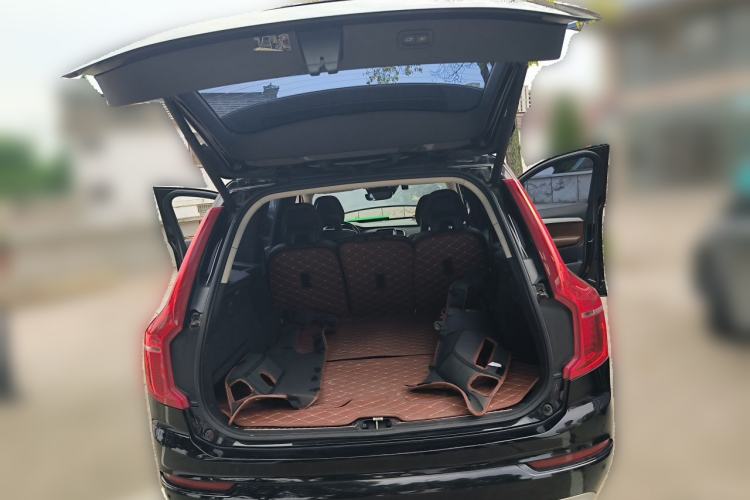 Used Volvo XC90 2018 T5 Zhiyi Edition 5-seater Trunk