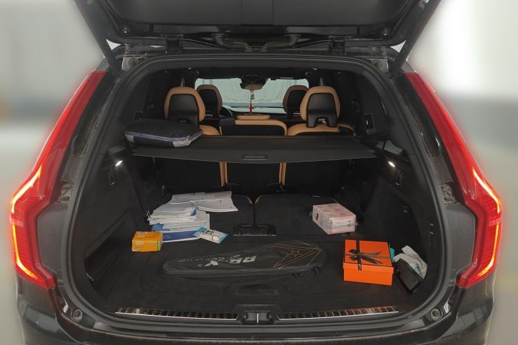 Used Volvo XC90 2018 T6 Zhiya Edition 7-seater Trunk