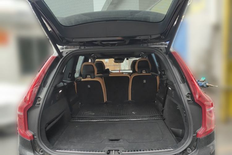 Used Volvo XC90 2018 T6 Zhiya Edition 7-seater Trunk