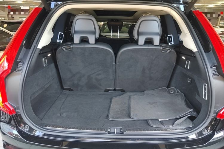 Used Volvo XC90 2018 T6 Zhiya Edition 7-seater Trunk