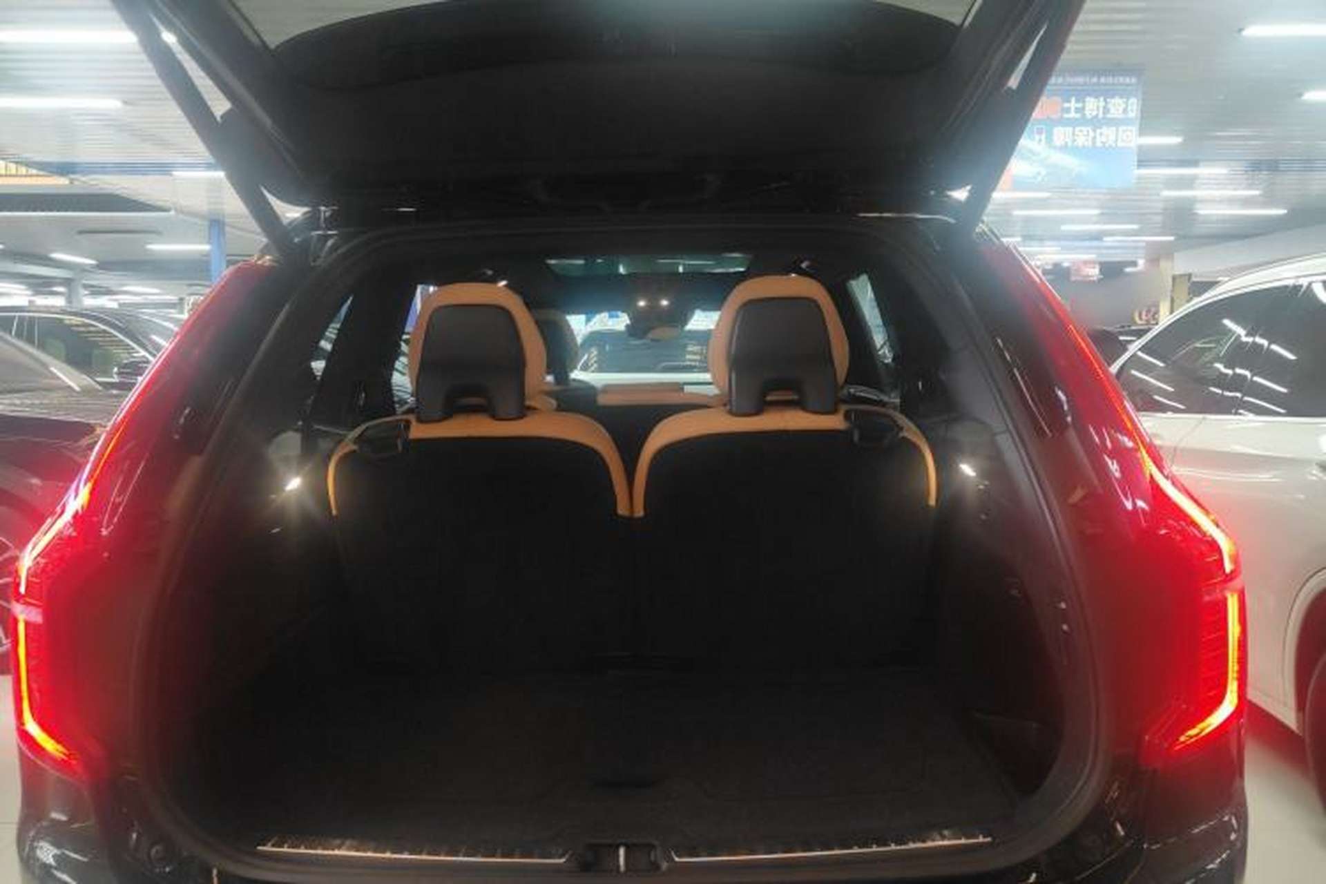 Used Volvo XC90 2018 T6 Zhiya Edition 7-seater Trunk