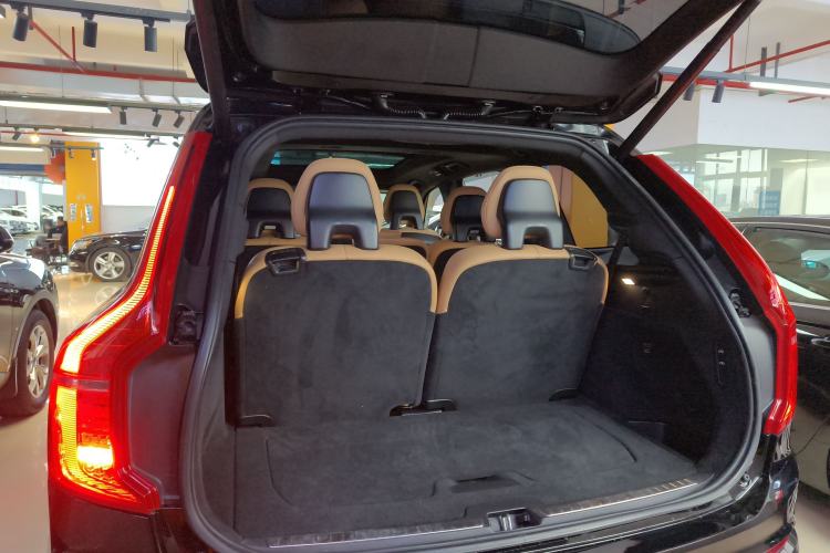 Used Volvo XC90 2018 T6 Zhiya Edition 7-seater Trunk