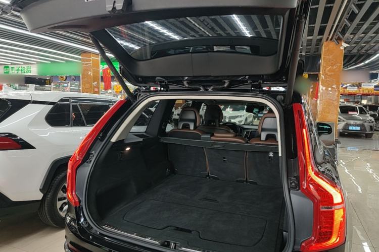 Used Volvo XC90 2018 T6 Zhiyi Edition 5-seater Trunk