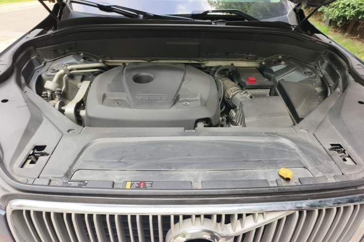 Used Volvo XC90 2018 T5 Zhiyi Edition 7-Seater Engine Bay