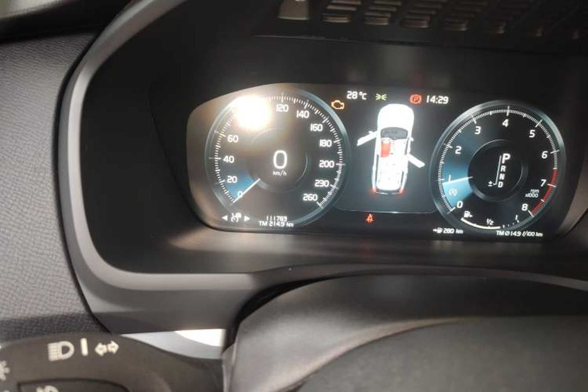 Used Volvo XC90 2018 T6 Zhiyi Edition 7-Seater Odometer Close Up