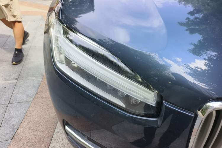 Used Volvo XC90 2018 T5 Zhiyi Edition 7-Seater Right Front Headlight