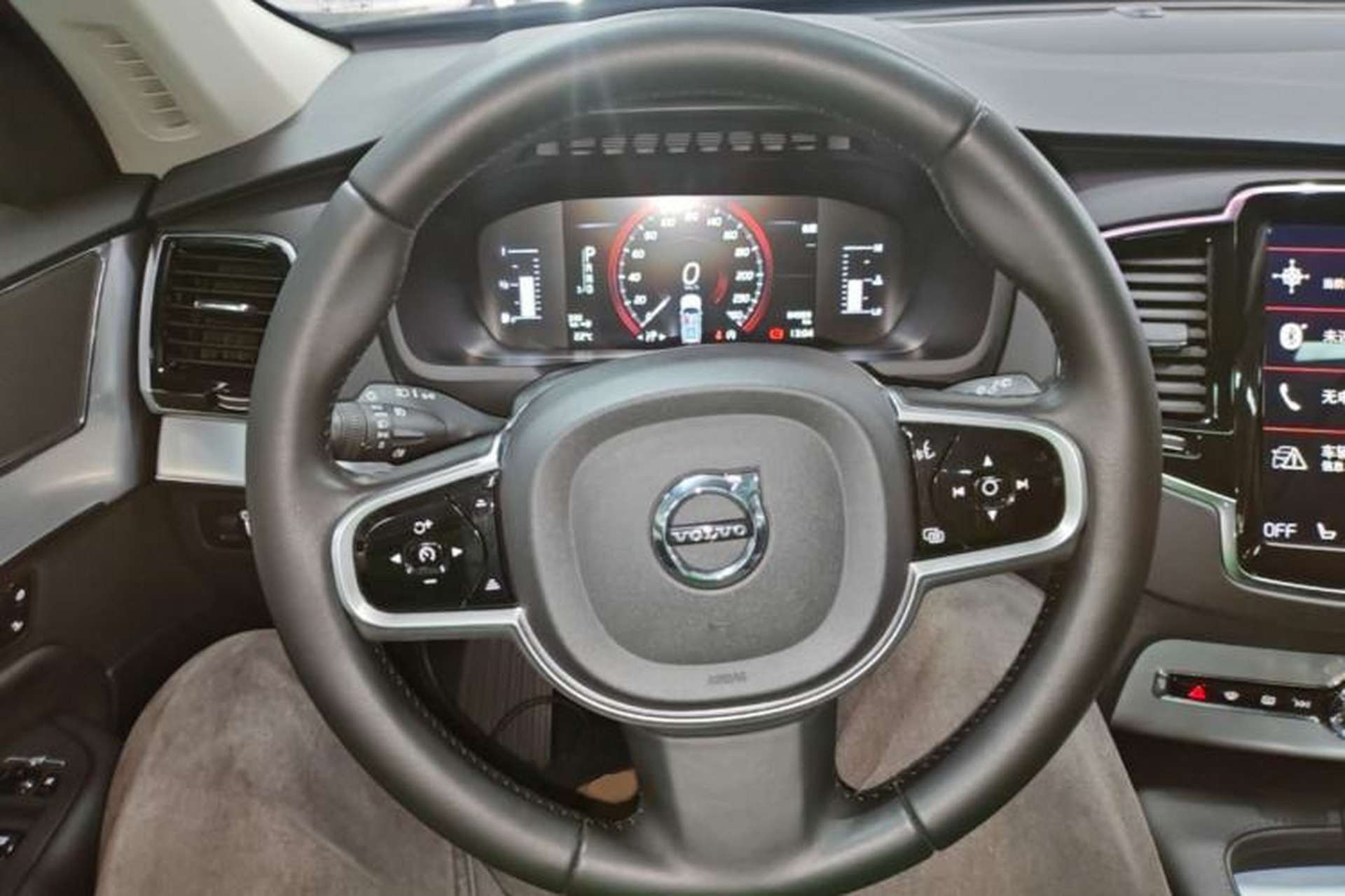 Used Volvo XC90 2018 T5 Zhiyi Edition 7-Seater Steering Wheel