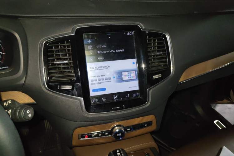 Used Volvo XC90 2018 T6 Zhiya Edition 7-seater Audio And AC Panel
