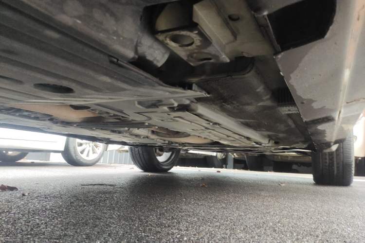 Used Volvo XC90 2018 T6 Prestige 7-Seater Chassis Rear Right