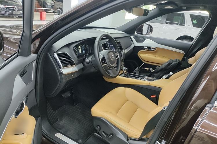 Used Volvo XC90 2018 T6 Zhiyi Edition 7-Seater Driver Seat