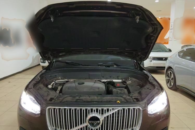 Used Volvo XC90 2018 T6 Zhiya Edition 7-seater Engine Bay