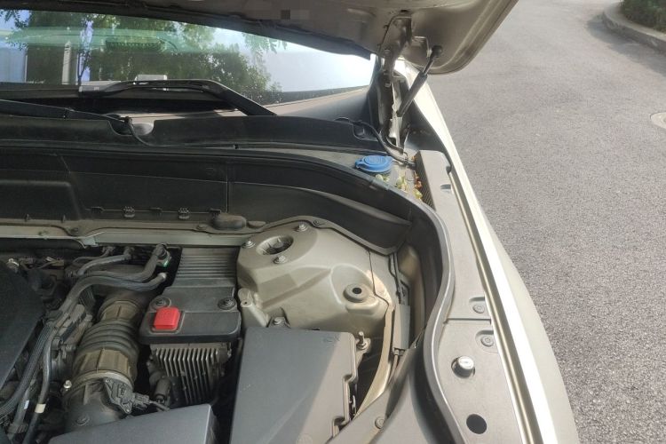 Used Volvo XC90 2018 T6 Zhiyi Edition 7-Seater Engine Bay Left