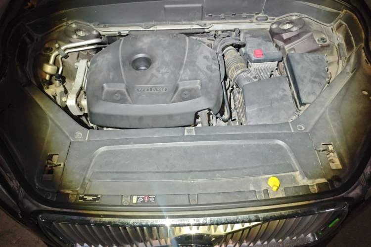 Used Volvo XC90 2018 T6 Zhiya Edition 7-seater Engine Bay