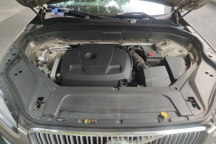 Used Volvo XC90 2018 T6 Zhiyi Edition 7-Seater Engine Bay