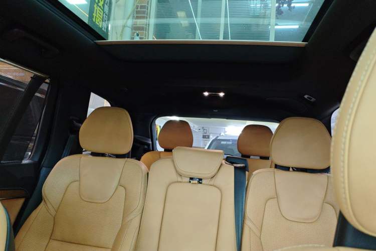 Used Volvo XC90 2018 T6 Prestige 7-Seater Headliner