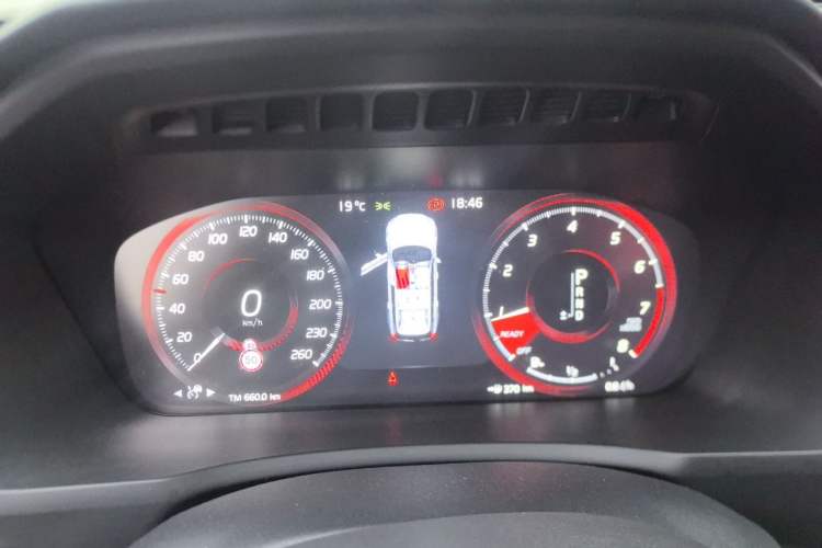 Used Volvo XC90 2018 T6 Zhiyi Edition 7-Seater Instrument Cluster