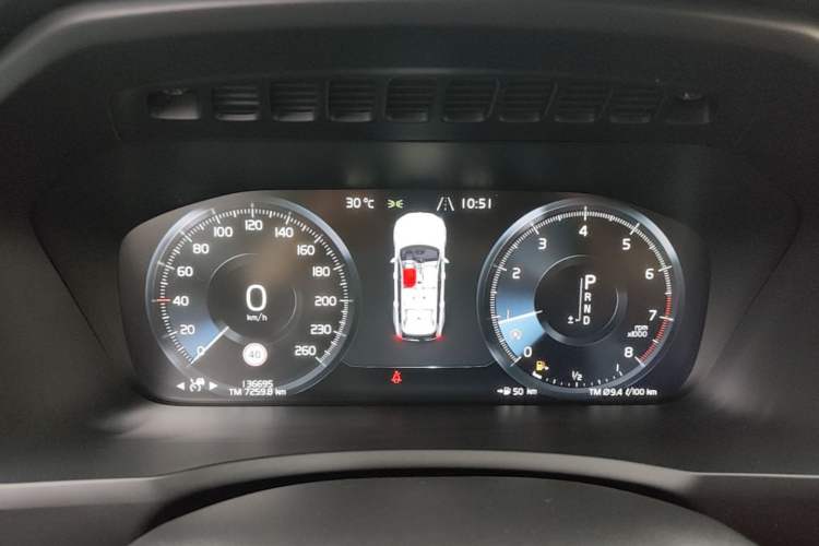Used Volvo XC90 2018 T6 Zhiyi Edition 7-Seater Instrument Cluster