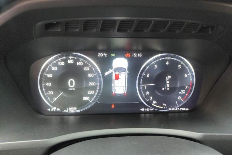Used Volvo XC90 2018 T6 Prestige 7-Seater Instrument Cluster