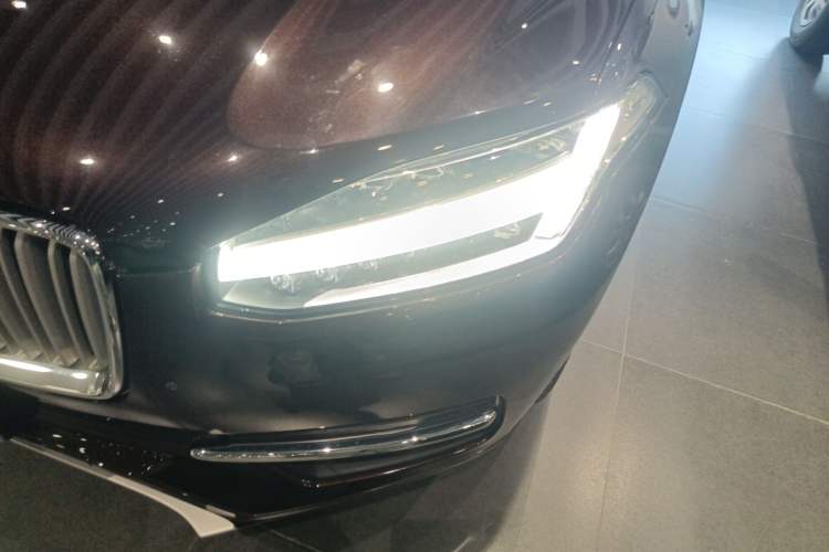 Used Volvo XC90 2018 T6 Zhiyi Edition 5-seater Left Front Headlight