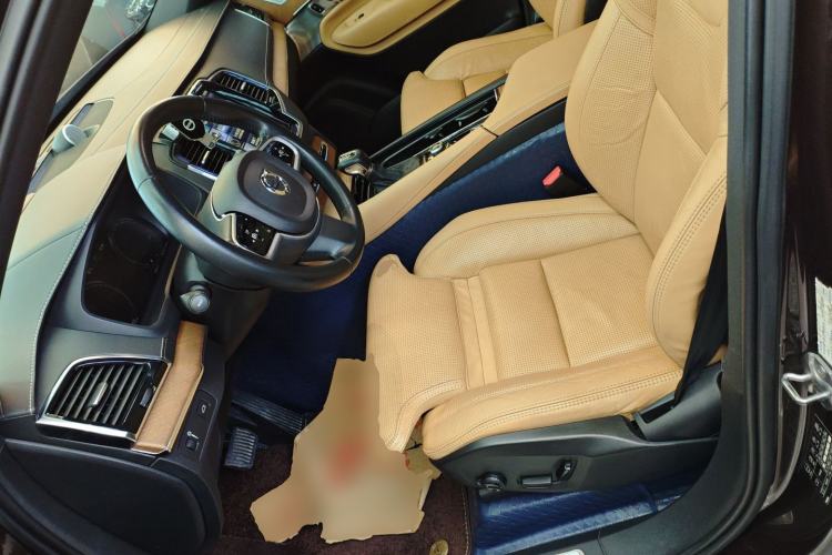Used Volvo XC90 2018 T6 Prestige 7-Seater Left Front Seat