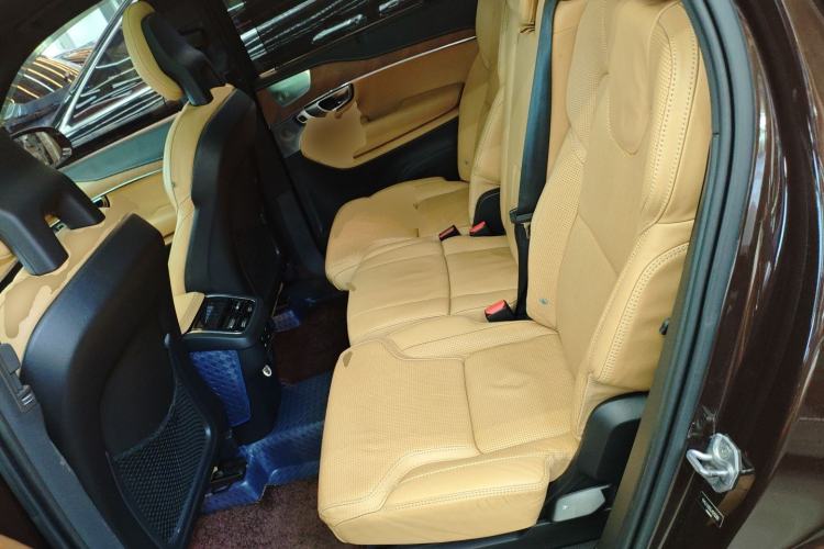 Used Volvo XC90 2018 T6 Prestige 7-Seater Left Rear Seat