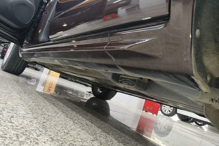Used Volvo XC90 2018 T6 Zhiyi Edition 7-Seater Left Side Sill