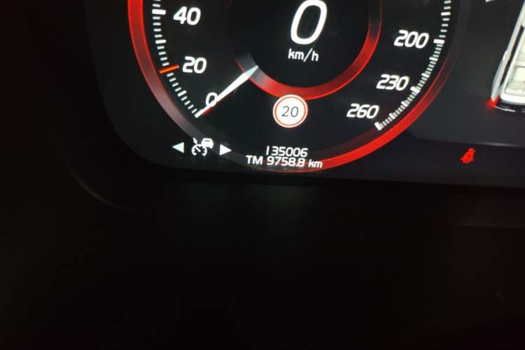 Used Volvo XC90 2018 T6 Zhiya Edition 7-seater Odometer Close Up