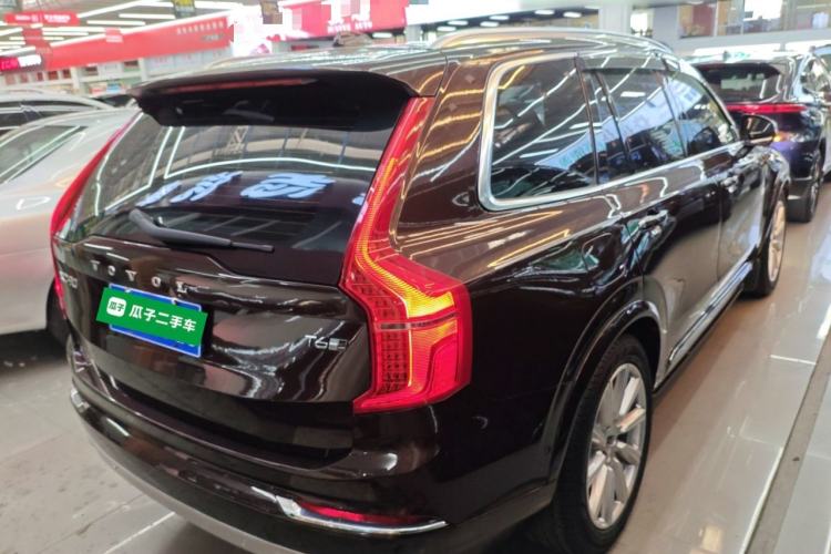 Used Volvo XC90 2018 T6 Prestige 7-Seater Rear Right 45 Deg