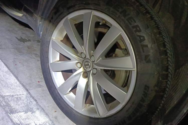 Used Volvo XC90 2018 T5 Zhiyi Edition 7-Seater Right Front Wheel Hub