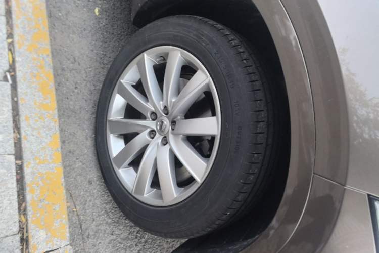 Used Volvo XC90 2018 T6 Zhiyi Edition 7-Seater Right Front Wheel Hub