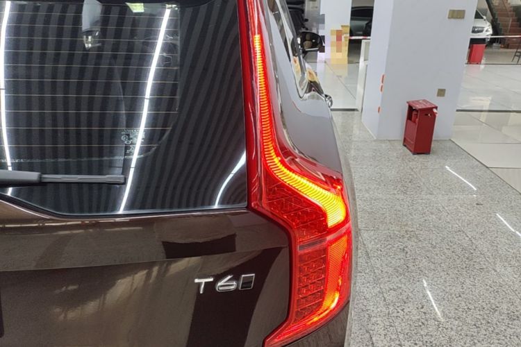 Used Volvo XC90 2018 T6 Zhiyi Edition 7-Seater Right Rear Taillight